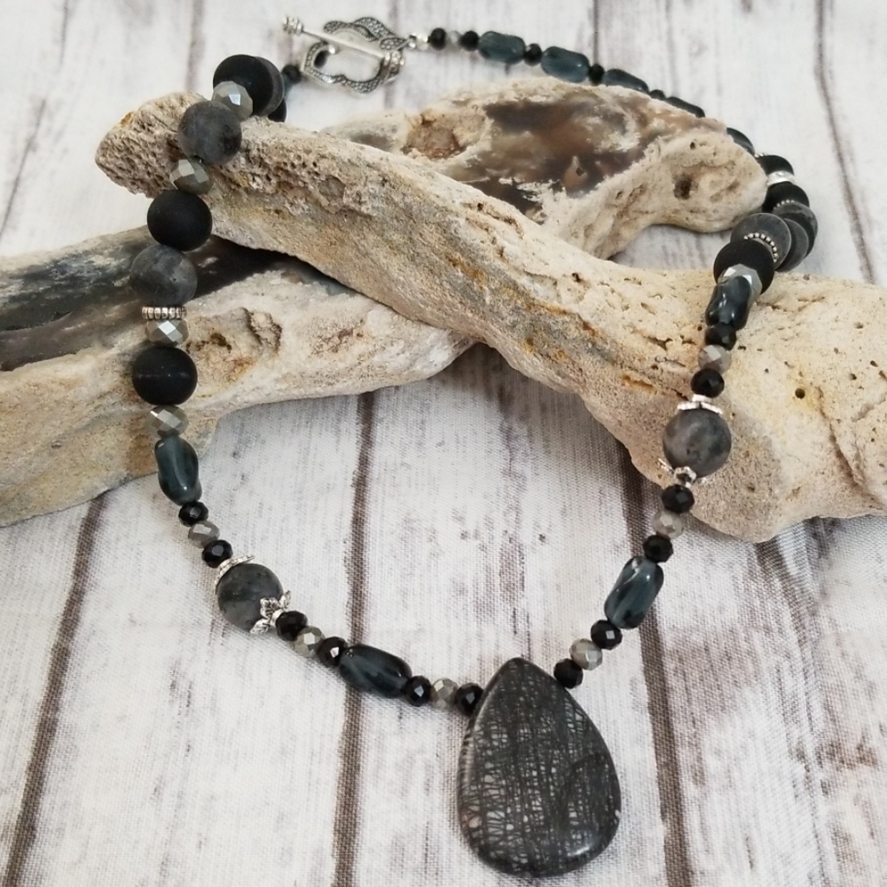 Black, grey, silver, pendant stone beaded necklace